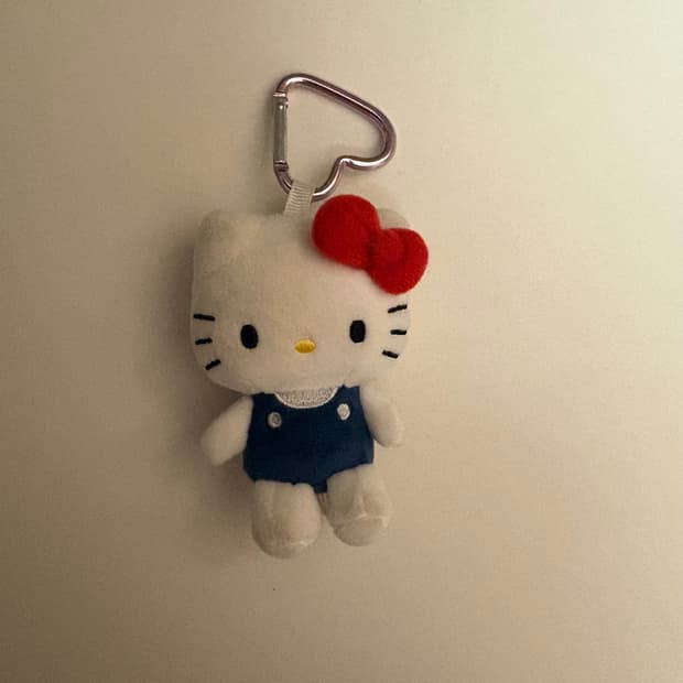 헬로키티 키링 정품