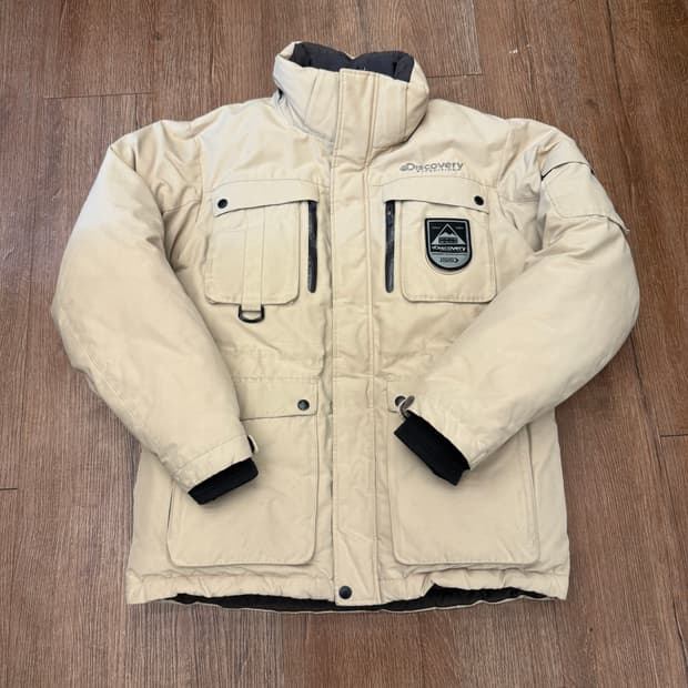 디스커버리 밀포드 구스다운 패딩