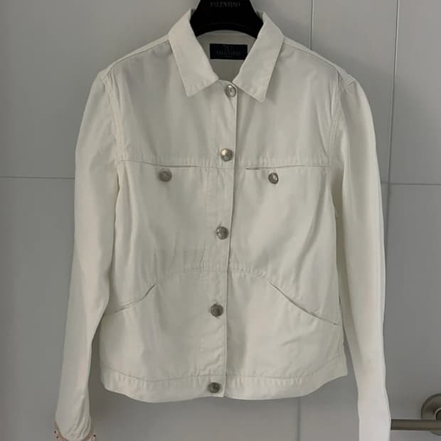 Valentino 화이트 면 자켓 55,66 정품