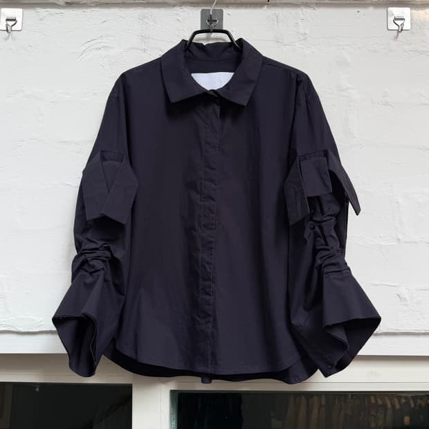 Roberts Wood 드로우스트링 블라우스 네이비 M