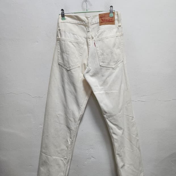 리바이스 514 화이트 데님팬츠
