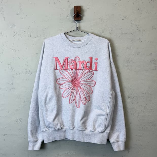 마르디메크르디 플라워 로고 맨투맨