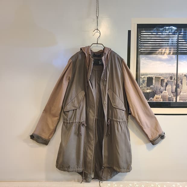 DIESEL 피시테일 야상(내피 없는 디자인)