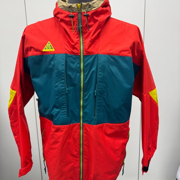 나이키 acg 컬러블럭 바람막이 M