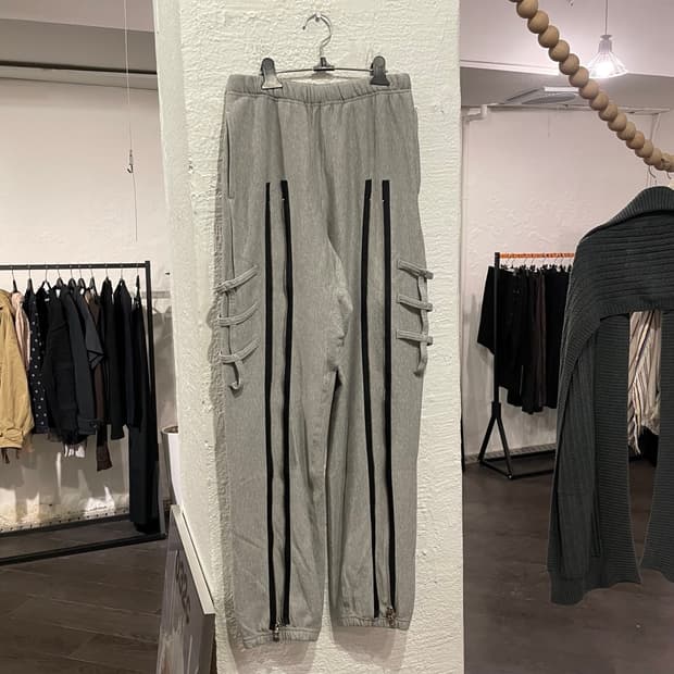 솔로이스트 본디지 지퍼 팬츠