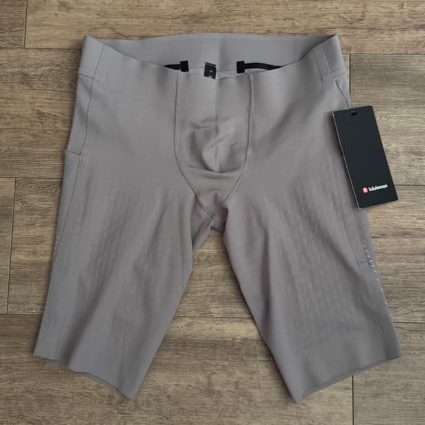 룰루레몬 센스니트 러닝 쇼츠 10인치 타이즈 M