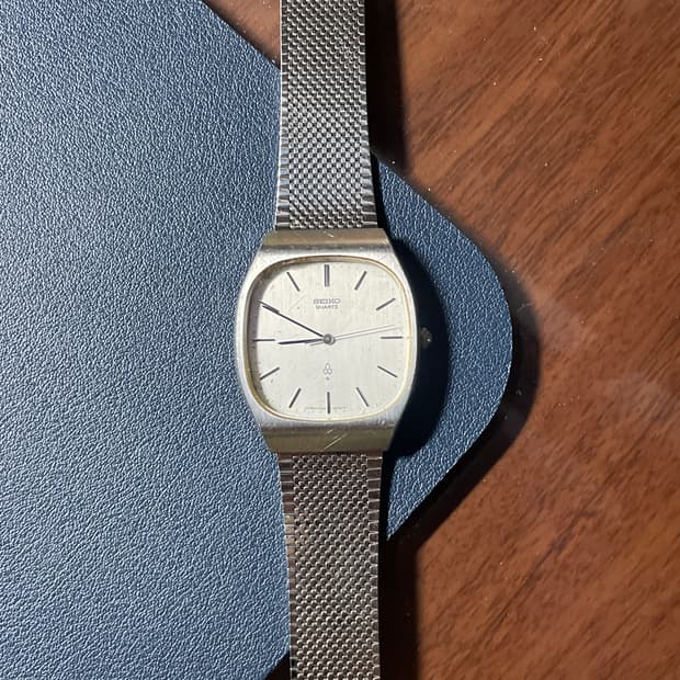 세이코 쿼츠 메탈 시계