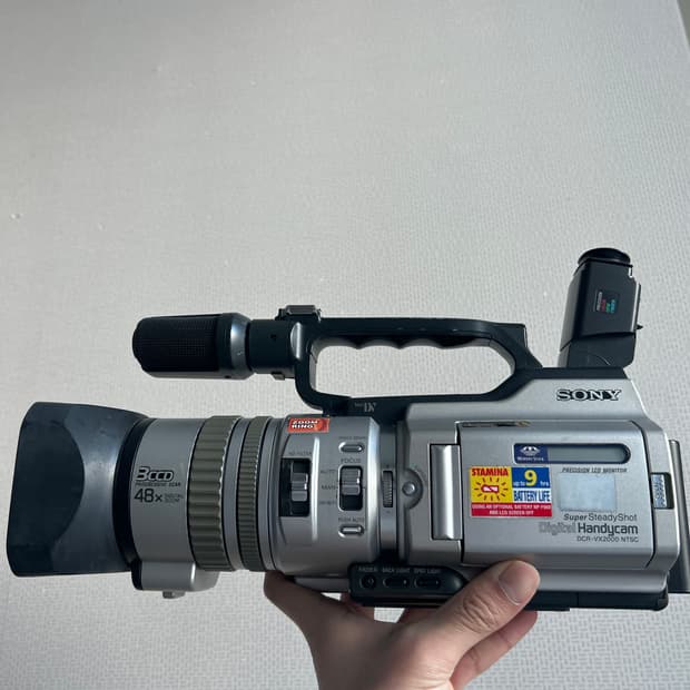 소니 DCR-VX2000 6mm 캠코더
