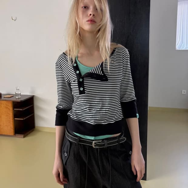 헤레틱 BUTTON STRIPE ASYM HENLEY T-SHIRT