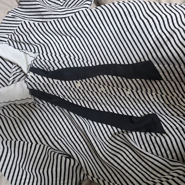 여름 리본 블라우스