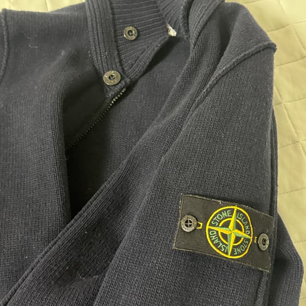 스톤아일랜드 니트 가디건 판매