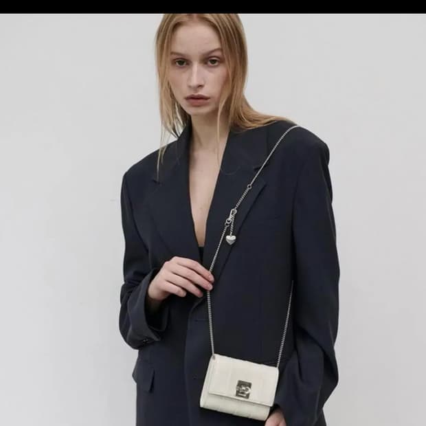 셀레디프 웨이비 마이크로백 wavy micro bag 미니백