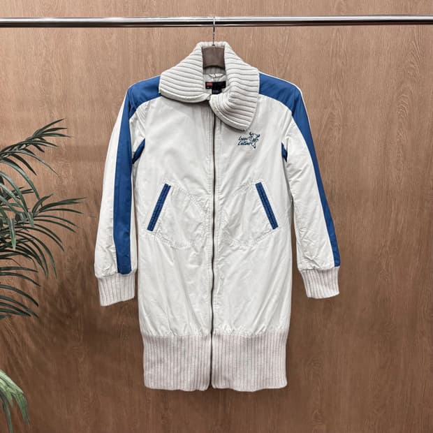 디젤 롱 점퍼 컬러 배색 니트 카라 리브 자수 그래픽 디테일 아이보리