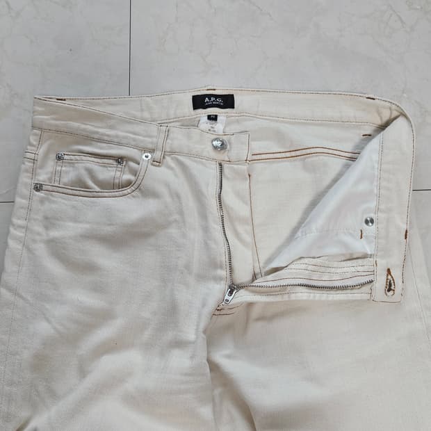 A.P.C. jean martin