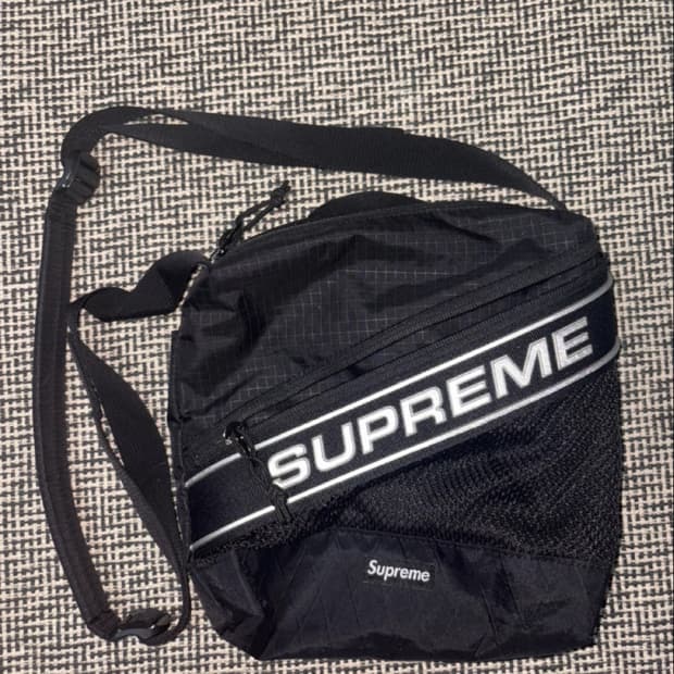 슈프림 숄더백 23fw