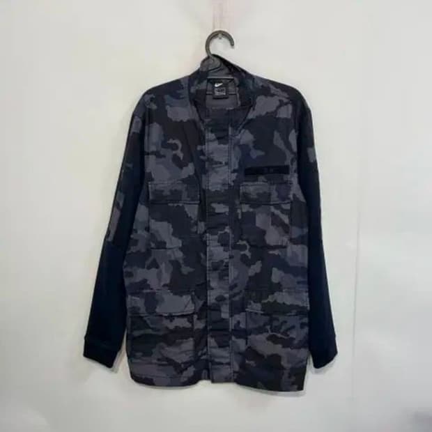 나이키 남성 카모 자켓 100