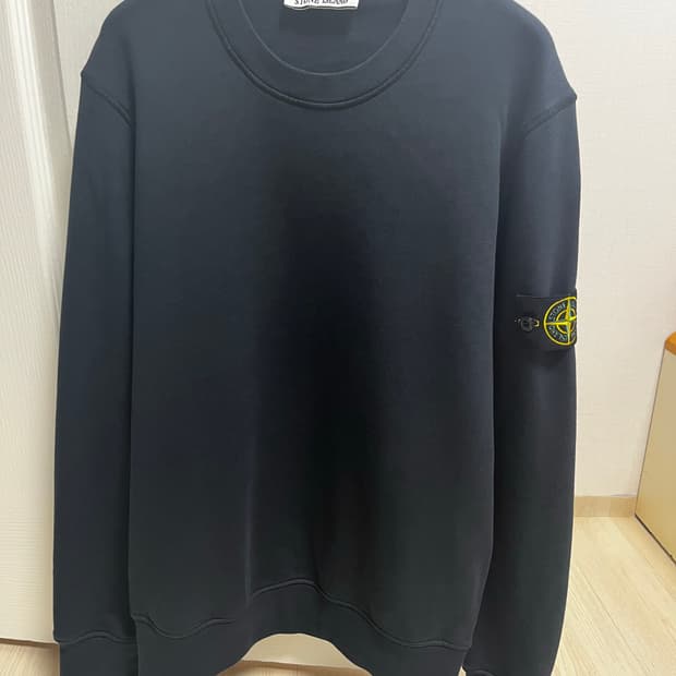 스톤아일랜드 25ss 네이비 블루 맨투맨