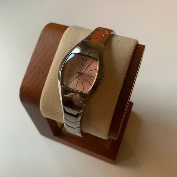 세이코 Seiko 쉘 실버 살구