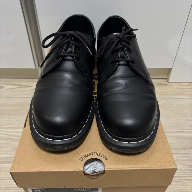 [280] 닥터마틴 1461 화이트 스티치