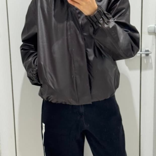 유니클로 코팅쇼트블루종