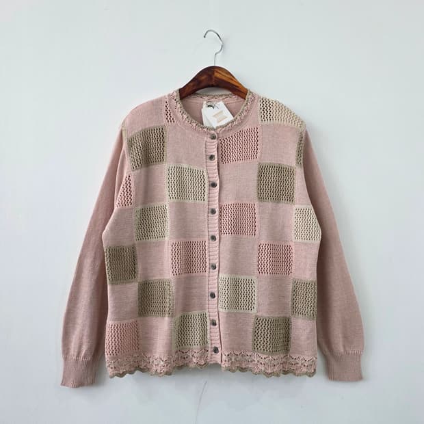 핑크 스퀘어 펀칭 코튼 가디건