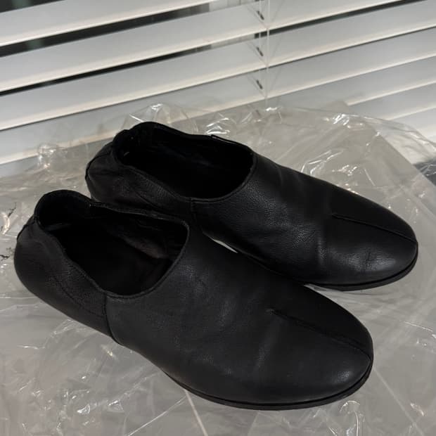 폴리테루 뉴 레더 슈즈 (270mm)