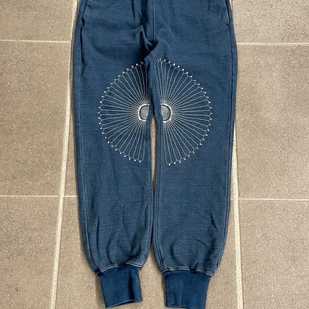 캐피탈 조거 팬츠 30만원