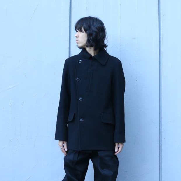 카반 드 주카 블랙 피코트