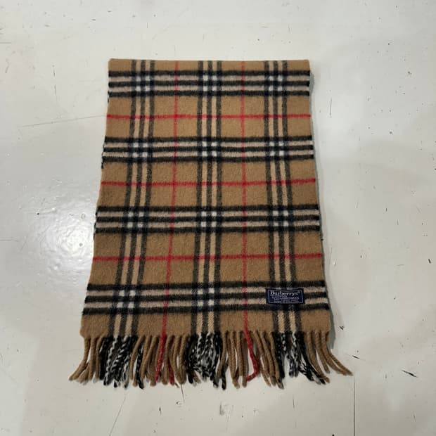 버버리 램스울 목도리