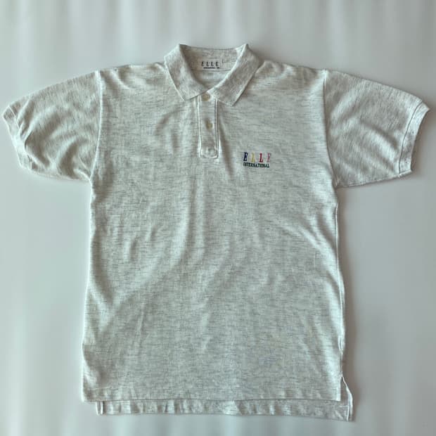 엘르 인터내셔널 멀티 컬러 자수 오트밀 피케 셔츠