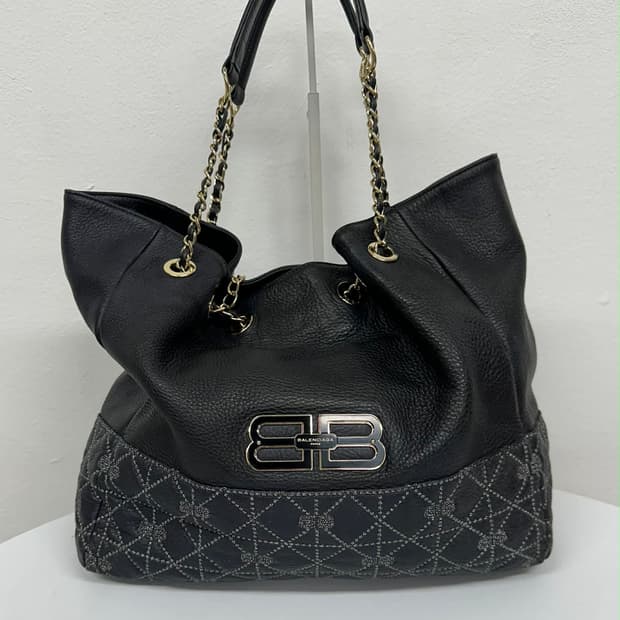 발렌시아가 빅로고 은장 버킷 체인 쇼퍼백.숄더.토트