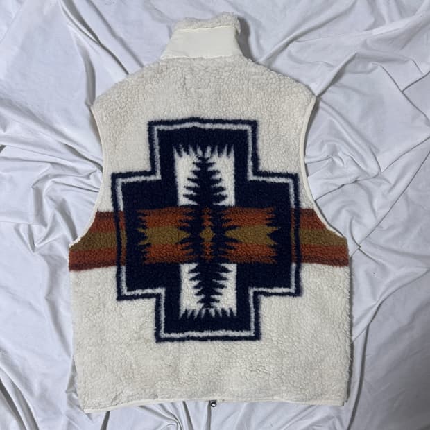 펜들턴 네이티브 아메리칸 플리스 베스트