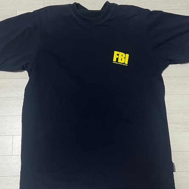 발렌시아가 리버시블 FBI 타이거 티셔츠 2