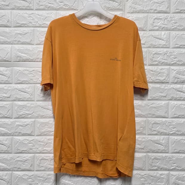 스톤아일랜드 오렌지 반팔티 M