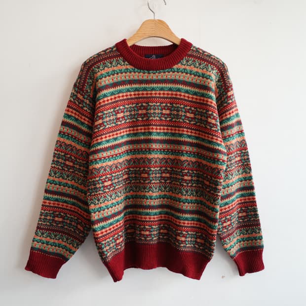 Japan brand 퓨어울 패턴 니트 