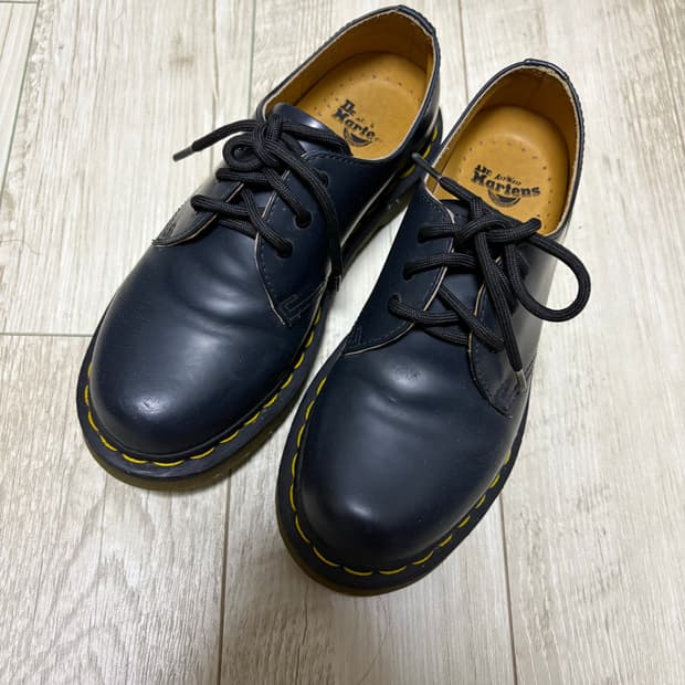 닥터마틴 1461 3홀 스무스 네이비 220