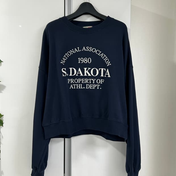 SPAO 스파오 자수 레터링 스웨트셔츠 맨투맨 네이비
