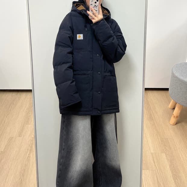 칼하트 WIP 알파인 코트 블랙 패딩 자켓