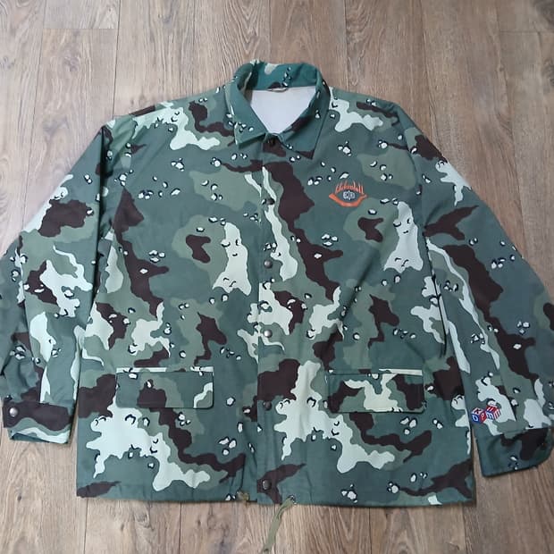 인크레더블 레코드 카모 코치자켓