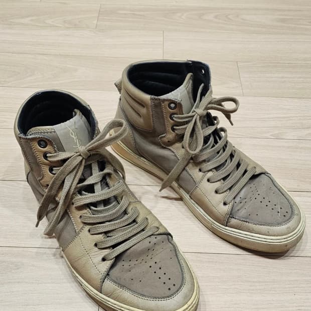 생로랑 하이탑 42size 거저 먹기 팔기