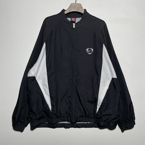 나이키 바람막이 자켓