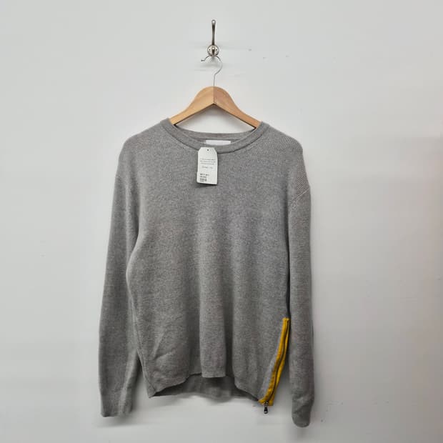 솔리드 옴므 지퍼 디테일 그레이 니트 남성 M