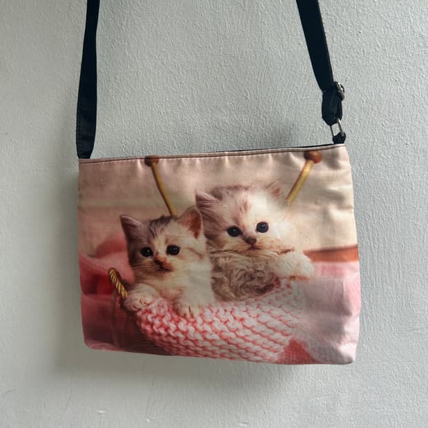 고양이 크로스백 