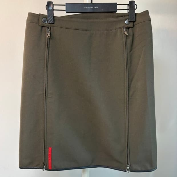 prada sports 스커트
