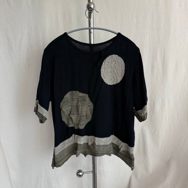 JI U (慈雨) 니트 반팔 탑