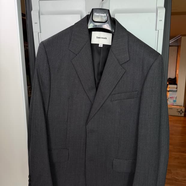 토니웩 블레이져, 48(m)