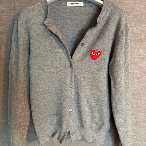 꼼데가르송 PLAY 그레이 가디건