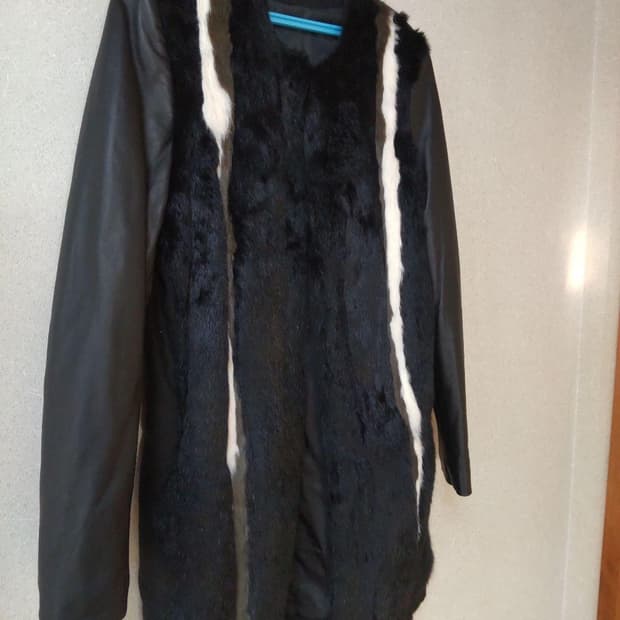 Annarita N 카우 하이드 레더 코트