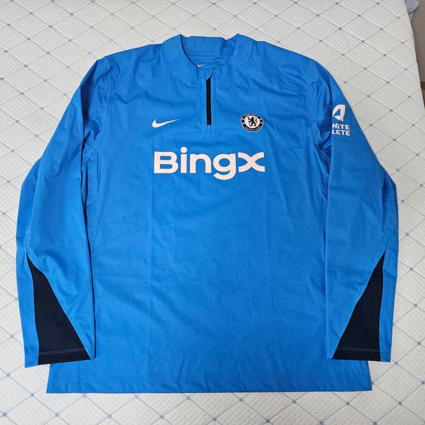 2425 나이키 첼시 전반기 지급용 스톰핏 쉴드탑 트레이닝