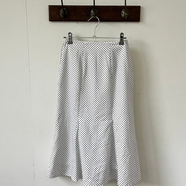 CRACKSTEP 도트 스커트